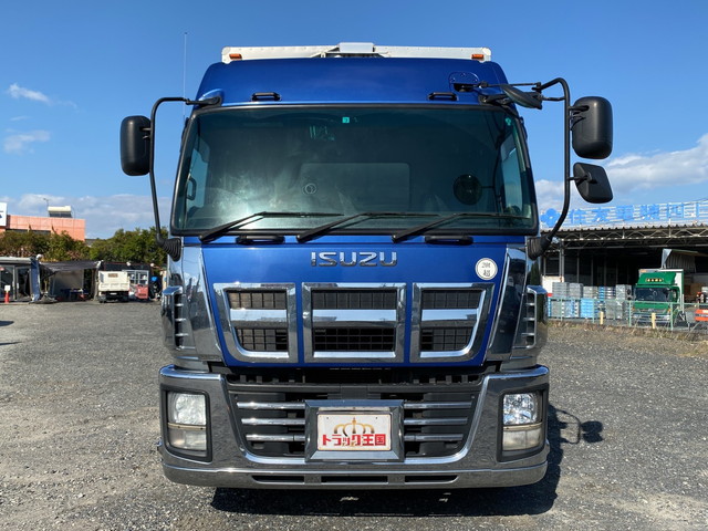 いすゞギガアルミウイング大型（10t）[写真09]