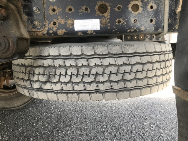 三菱ふそうキャンタークレーン4段小型（2t・3t）[写真22]