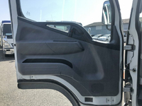 三菱ふそうキャンタークレーン4段小型（2t・3t）[写真30]