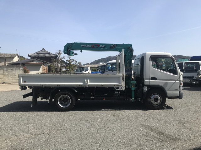 三菱ふそうキャンタークレーン4段小型（2t・3t）[写真07]