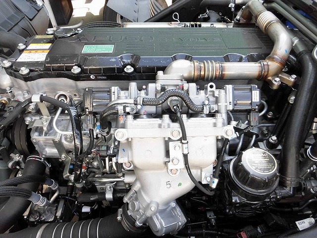 三菱ふそうファイタークレーン5段中型（4t）[写真17]