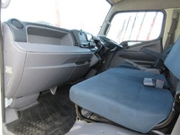 日産アトラスアルミバン小型（2t・3t）[写真26]