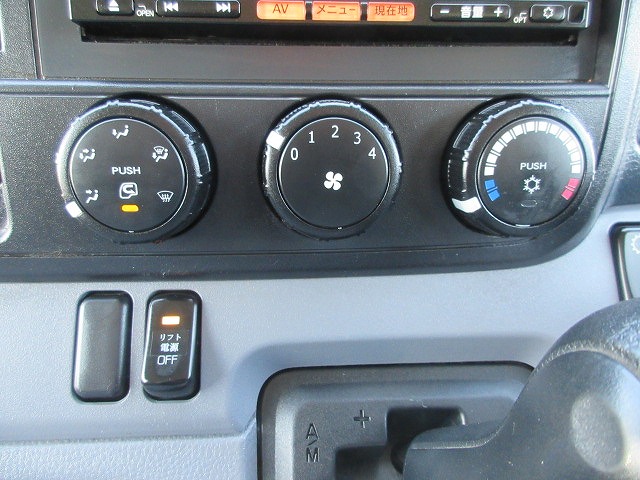 日産アトラスアルミバン小型（2t・3t）[写真30]