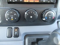 日産アトラスアルミバン小型（2t・3t）[写真30]