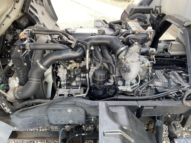 いすゞフォワードアルミウイング中型（4t）[写真21]