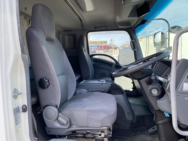 いすゞフォワードアルミウイング中型（4t）[写真26]