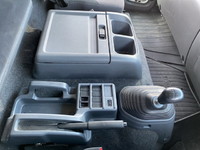 いすゞフォワードアルミウイング中型（4t）[写真34]