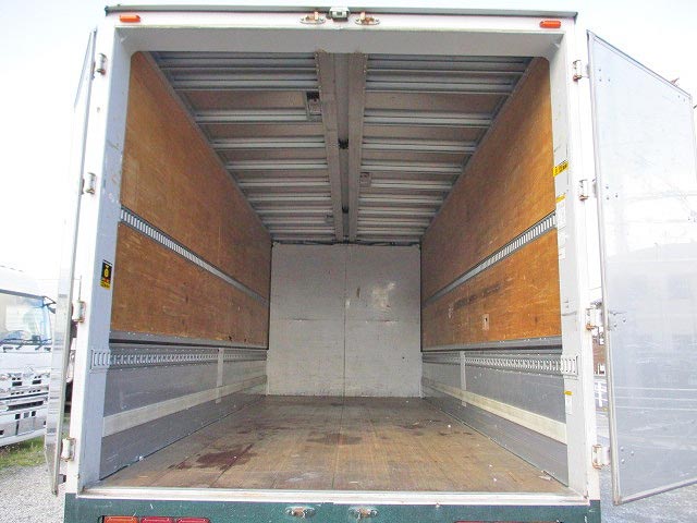 日野レンジャーアルミウイング中型（4t）[写真09]