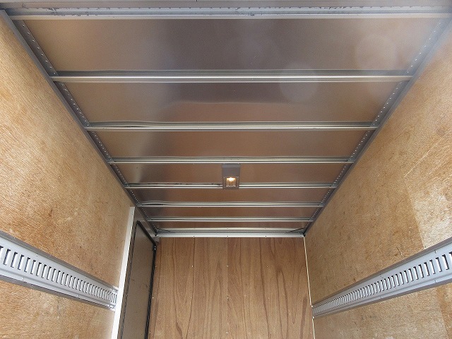 トヨタダイナアルミバン小型（2t・3t）[写真13]