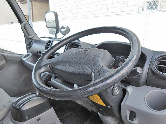 トヨタダイナアルミバン小型（2t・3t）[写真29]