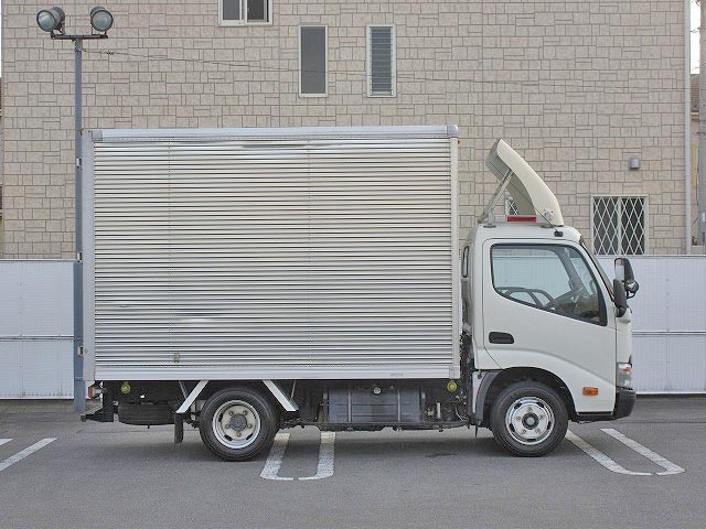 トヨタダイナアルミバン小型（2t・3t）[写真05]