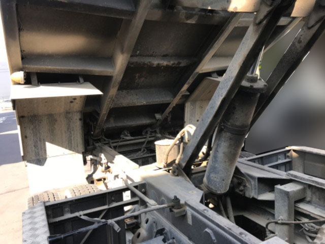 日野レンジャーダンプ増トン（6t・8t）[写真13]