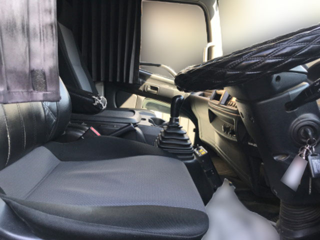 日野レンジャーダンプ増トン（6t・8t）[写真22]