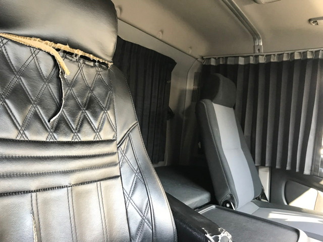 日野レンジャーダンプ増トン（6t・8t）[写真25]