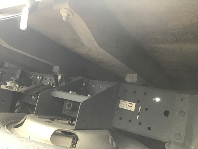 いすゞエルフ平ボディ小型（2t・3t）[写真08]