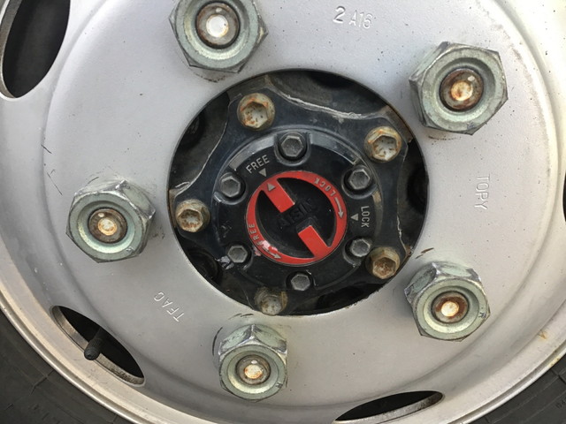 日野デュトロ平ボディ小型（2t・3t）[写真17]