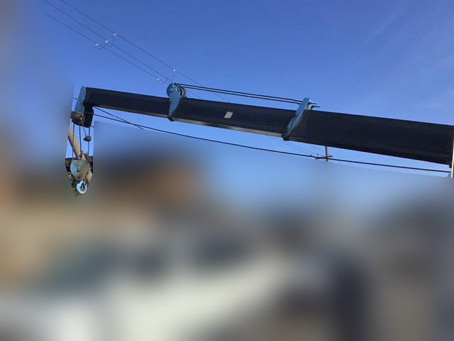 三菱ふそうキャンターダンプ・クレーン付小型（2t・3t）[写真12]