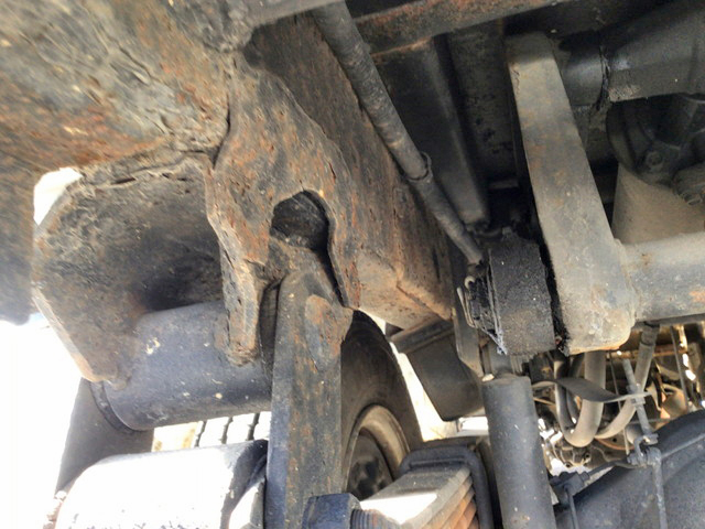 三菱ふそうキャンターダンプ・クレーン付小型（2t・3t）[写真20]