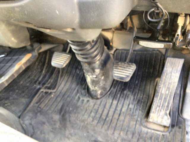 三菱ふそうキャンターダンプ・クレーン付小型（2t・3t）[写真28]