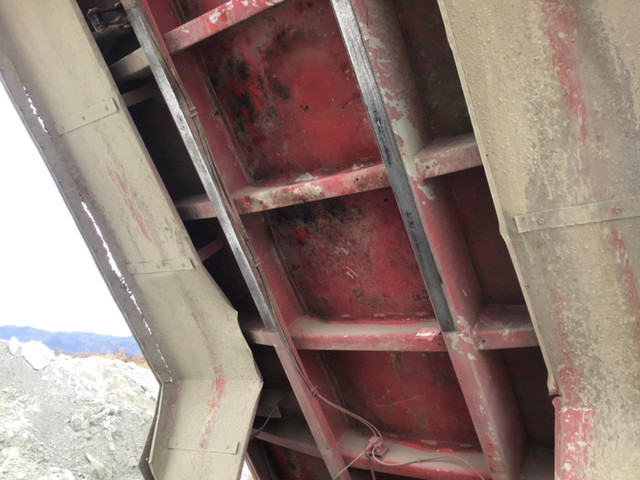 日野プロフィアダンプ大型（10t）[写真10]