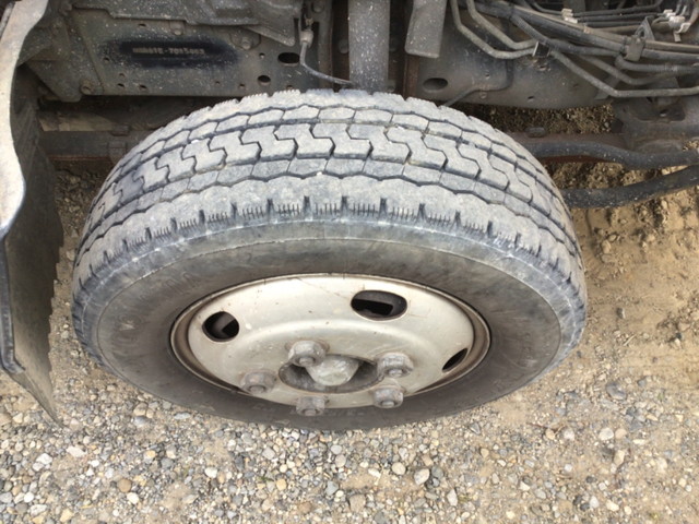 いすゞエルフダンプ小型（2t・3t）[写真09]