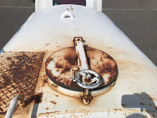 三菱ふそうキャンター散水車小型（2t・3t）[写真10]