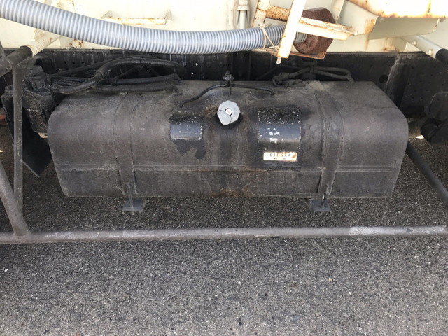 三菱ふそうキャンター散水車小型（2t・3t）[写真16]