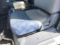 三菱ふそうキャンター散水車小型（2t・3t）[写真25]