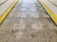 いすゞフォワード冷凍車（冷蔵車）中型（4t）[写真16]