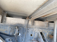 いすゞフォワード冷凍車（冷蔵車）中型（4t）[写真23]