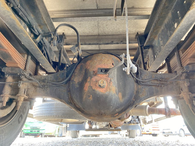 いすゞフォワード冷凍車（冷蔵車）中型（4t）[写真25]