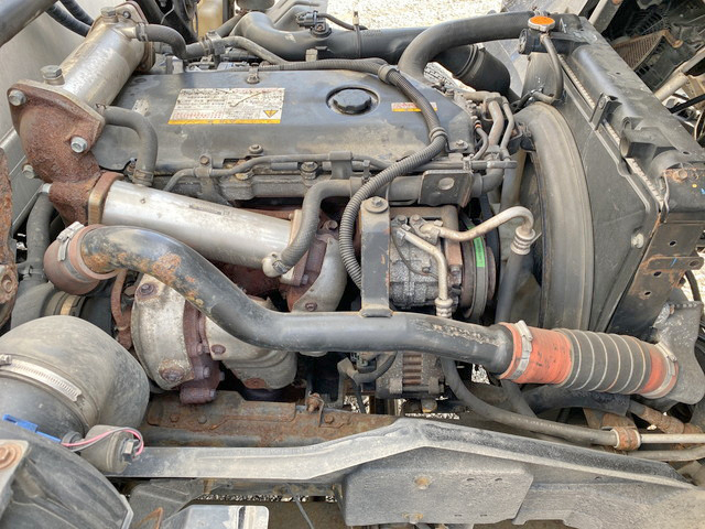 いすゞフォワード冷凍車（冷蔵車）中型（4t）[写真26]