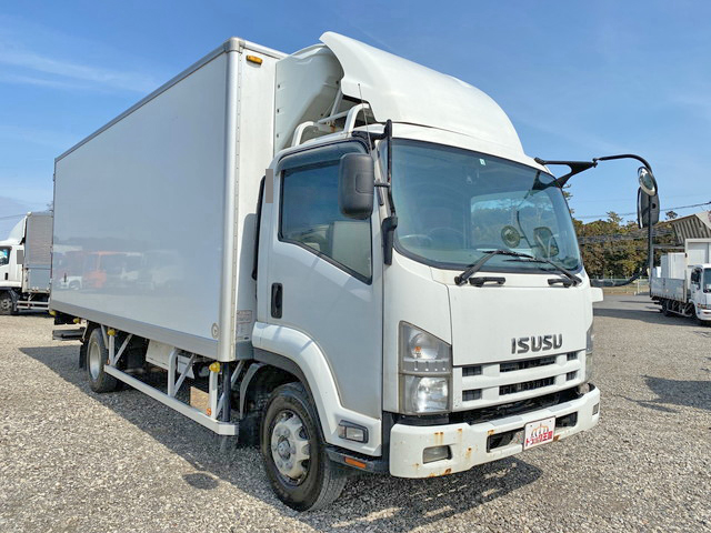 いすゞフォワード冷凍車（冷蔵車）中型（4t）[写真03]