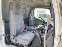 いすゞフォワード冷凍車（冷蔵車）中型（4t）[写真34]