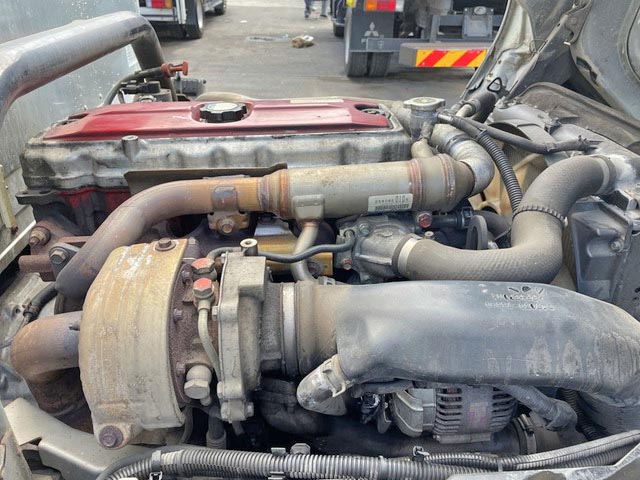 トヨタトヨエースアルミバン小型（2t・3t）[写真28]