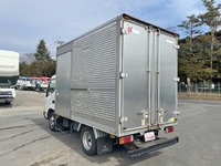 トヨタトヨエースアルミバン小型（2t・3t）[写真04]