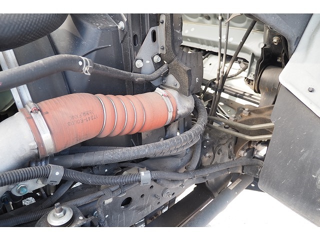 日野レンジャーアルミウイング中型（4t）[写真28]