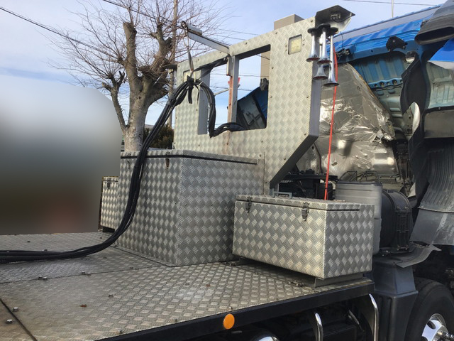 三菱ふそうスーパーグレートトレーラーヘッド（トラクターヘッド）大型（10t）[写真06]