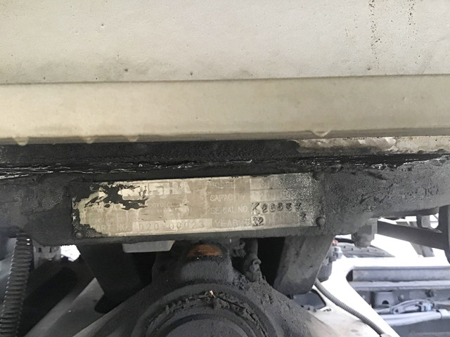 三菱ふそうスーパーグレートトレーラーヘッド（トラクターヘッド）大型（10t）[写真09]