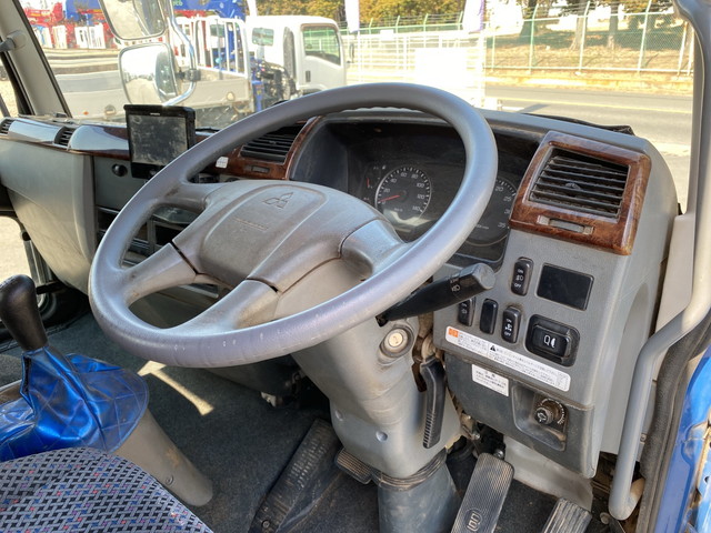 三菱ふそうファイターアームロール中型（4t）[写真28]