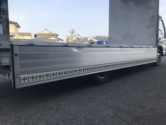 いすゞエルフアルミウイング小型（2t・3t）[写真11]