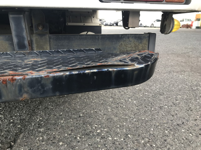 いすゞエルフアルミウイング小型（2t・3t）[写真18]