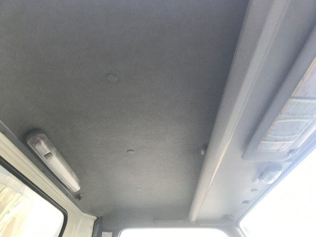 いすゞエルフアルミウイング小型（2t・3t）[写真31]