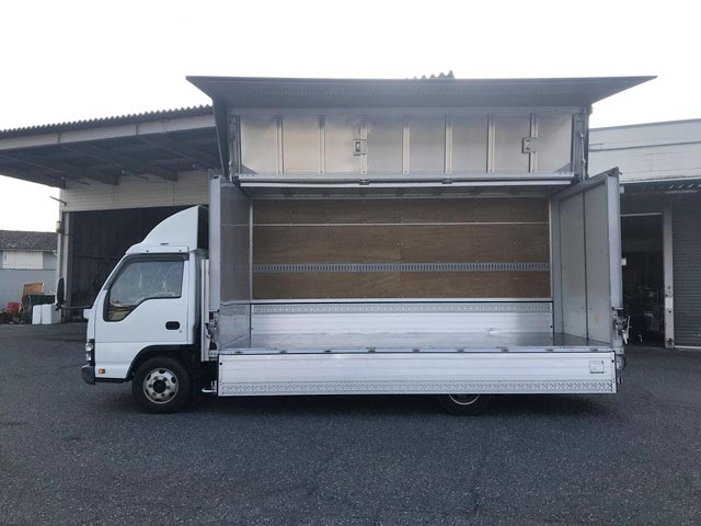 いすゞエルフアルミウイング小型（2t・3t）[写真06]