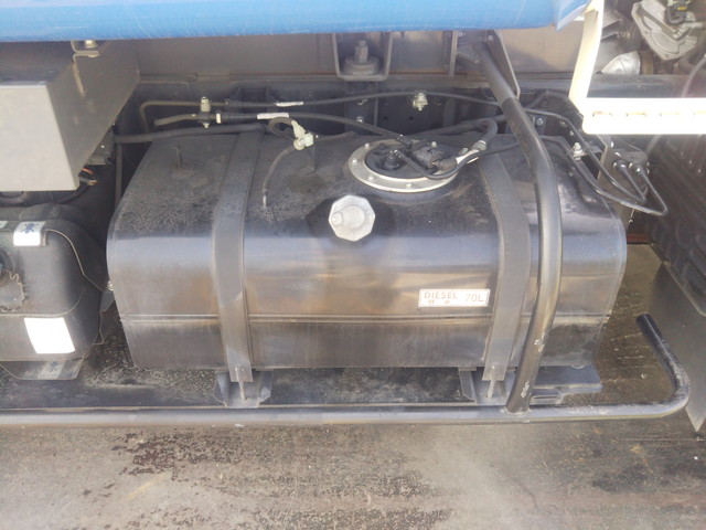 三菱ふそうキャンターパッカー車（塵芥車）小型（2t・3t）[写真18]