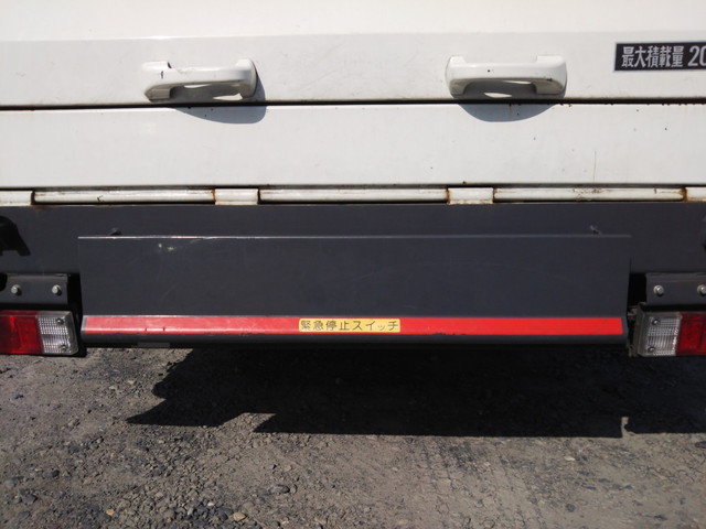 三菱ふそうキャンターパッカー車（塵芥車）小型（2t・3t）[写真19]