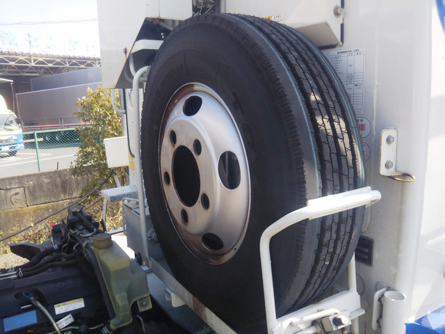 三菱ふそうキャンターパッカー車（塵芥車）小型（2t・3t）[写真08]