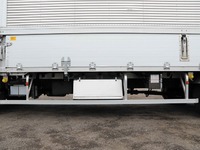 三菱ふそうキャンターアルミウイング小型（2t・3t）[写真14]