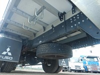 三菱ふそうキャンターアルミウイング小型（2t・3t）[写真19]