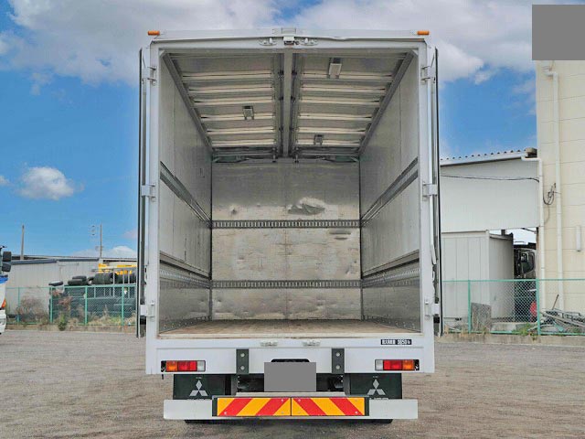 三菱ふそうキャンターアルミウイング小型（2t・3t）[写真06]